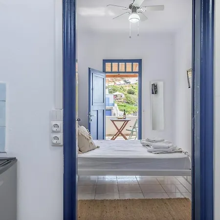 Eco Sirma Flaris * Plaka (Milos)