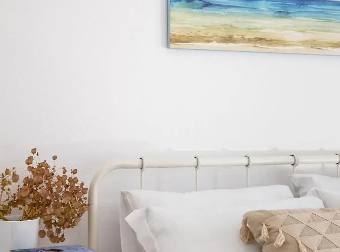 Eco Sirma Flaris Plaka (Milos)