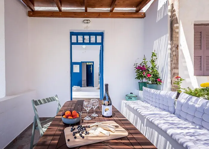 Eco Sirma Flaris * Plaka (Milos)