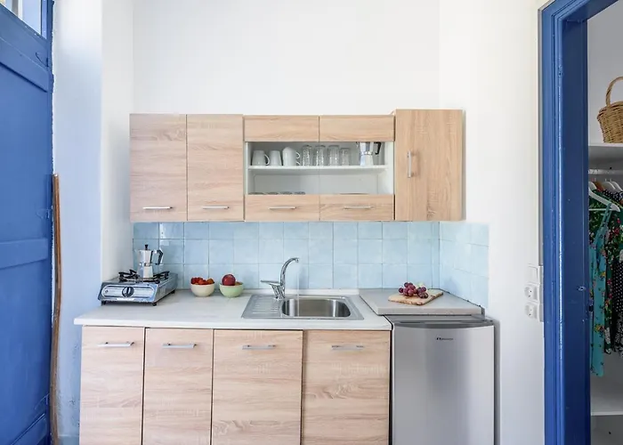 Eco Sirma Flaris * Plaka (Milos)